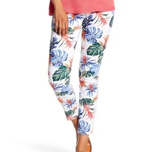 Tommy Bahama bogart blooms Women's ankle jeans 31